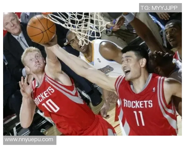 马布里再度挑衅姚明引发热议两位篮球巨星的恩怨情仇再度升级