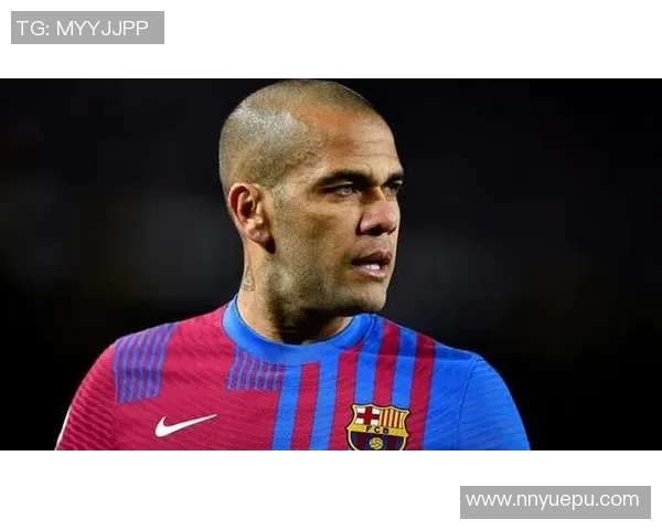 足球明星父亲遭遇不幸被杀事件引发广泛关注与讨论