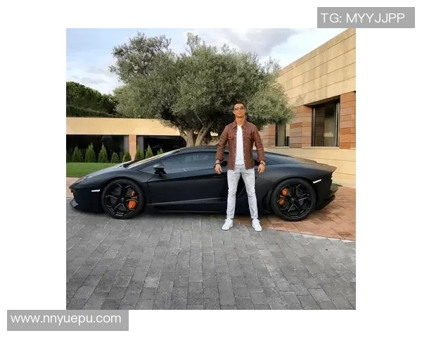 足球明星时尚大比拼穿搭挑战赛引领潮流风向标